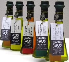 "Accademia Olearia" aromatisierte Olivenöle